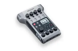 Zoom PodTrak P4 Podcaster Recorder